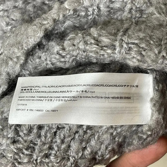 C/MEO Collective Chunky Puff Sleeve Gray Sweater XS - Picture 4 of 4